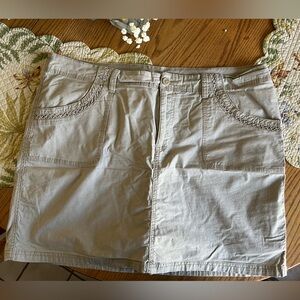 St. John's Bay Women’s Tan Skort, GUC, Size 16